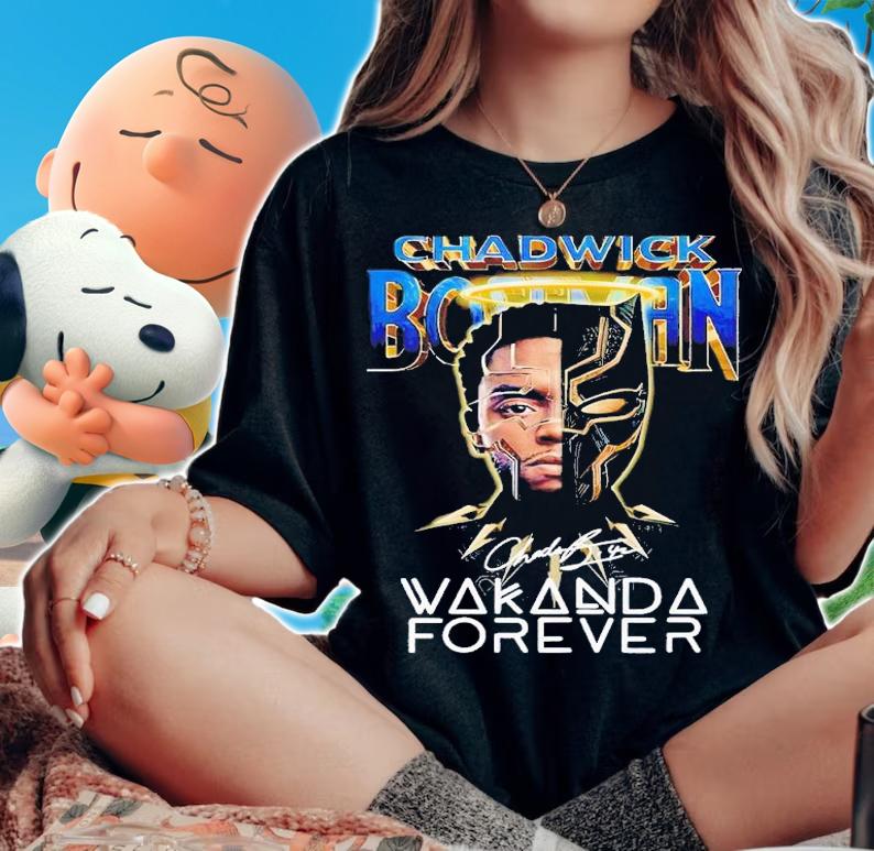 Chadwick Boseman Wakanda Forever signature shirt t-shirt woman shirt