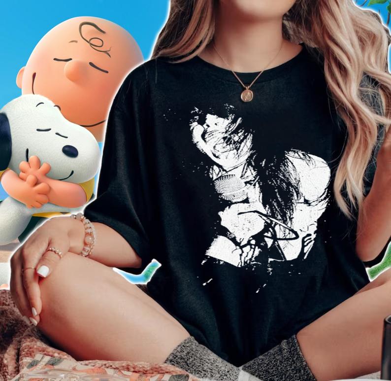 Mannequin Pussy Store Live Photo Shirt t-shirt woman shirt