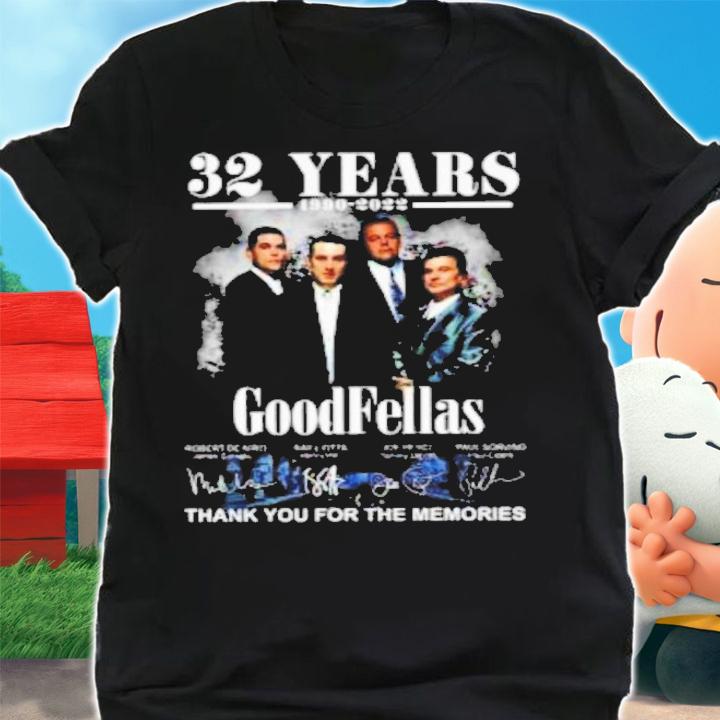Official 32 Years 1990-2022 Goodfellas Signatures Thank You For The Memories Shirt t-shirt