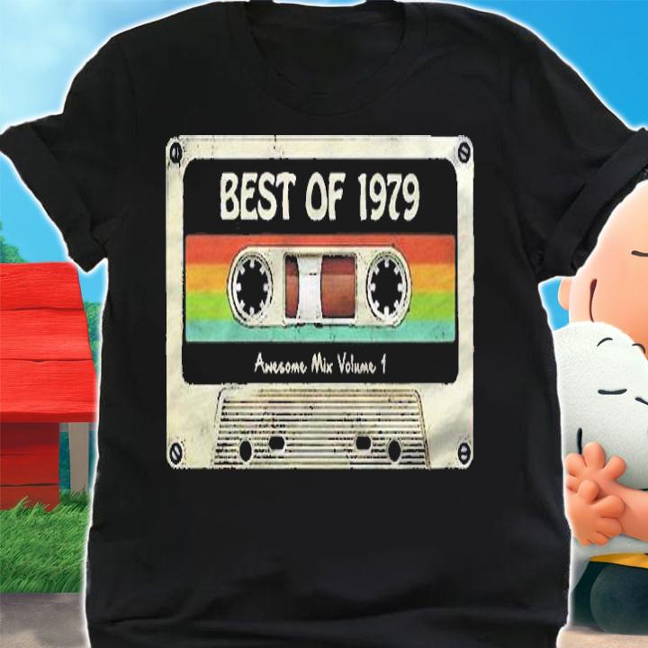 42 Years Old Made In 1979 Vintage 42Nd Birthday Cassette Pullover Shirt t-shirt shirt