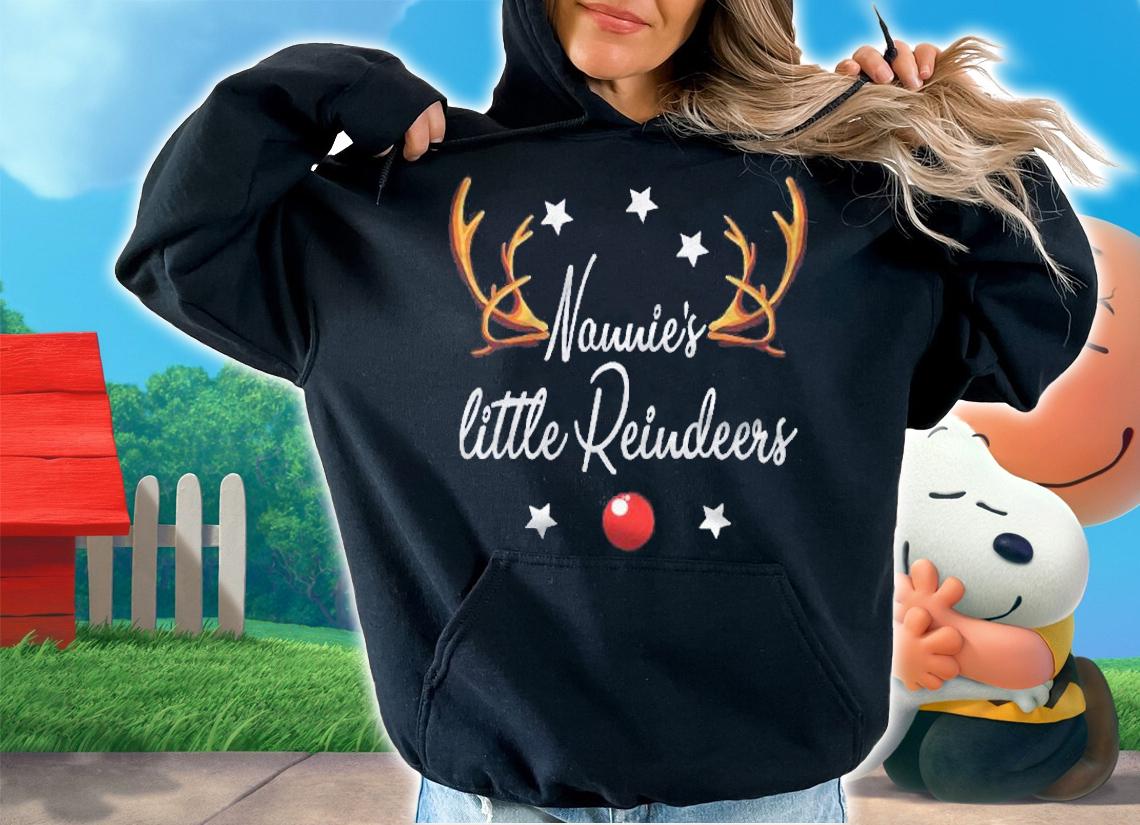 Nannies Little Reindeers Funny Reindeers Christmas Grandma Shirt t-shirt