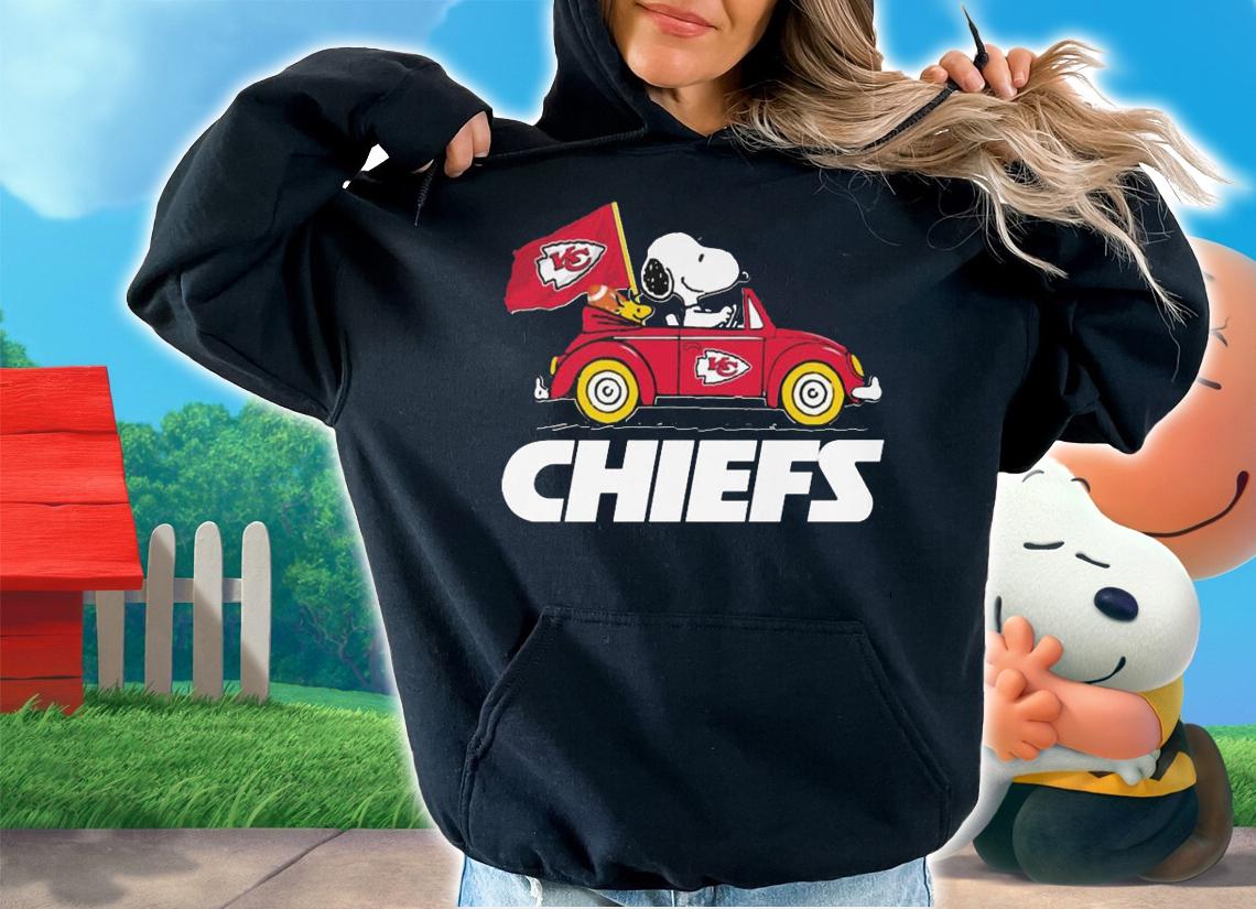 Kansas City Chiefs Flag Snoopy And Woodstock Driving Car Super Bowl t-shirt hoodie