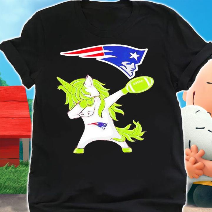 New England Patriots Unicorn Dabbing St Patrick's Day T-Shirt shirt