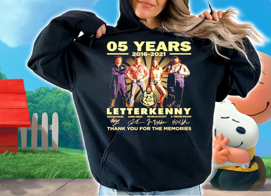 05 years 2016 2021 Letterkenny signatures t-shirt