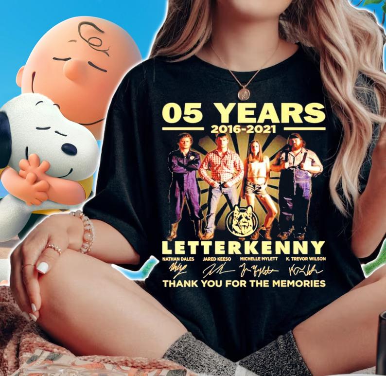 05 years 2016 2021 Letterkenny signatures t-shirt