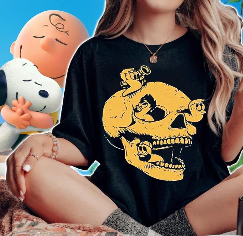 OneyPlays awesome sweet Skull with worms in it gold variant T-shirt