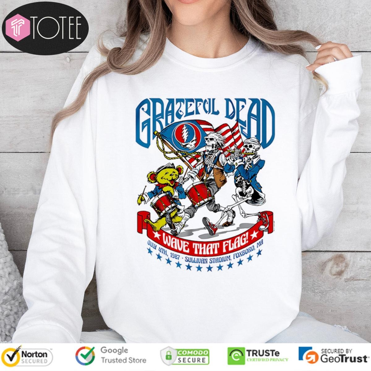 Sweatshirt